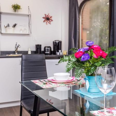 Modern 1Br Condo - Chinatown Near Little Italy Ottawa Bagian luar foto