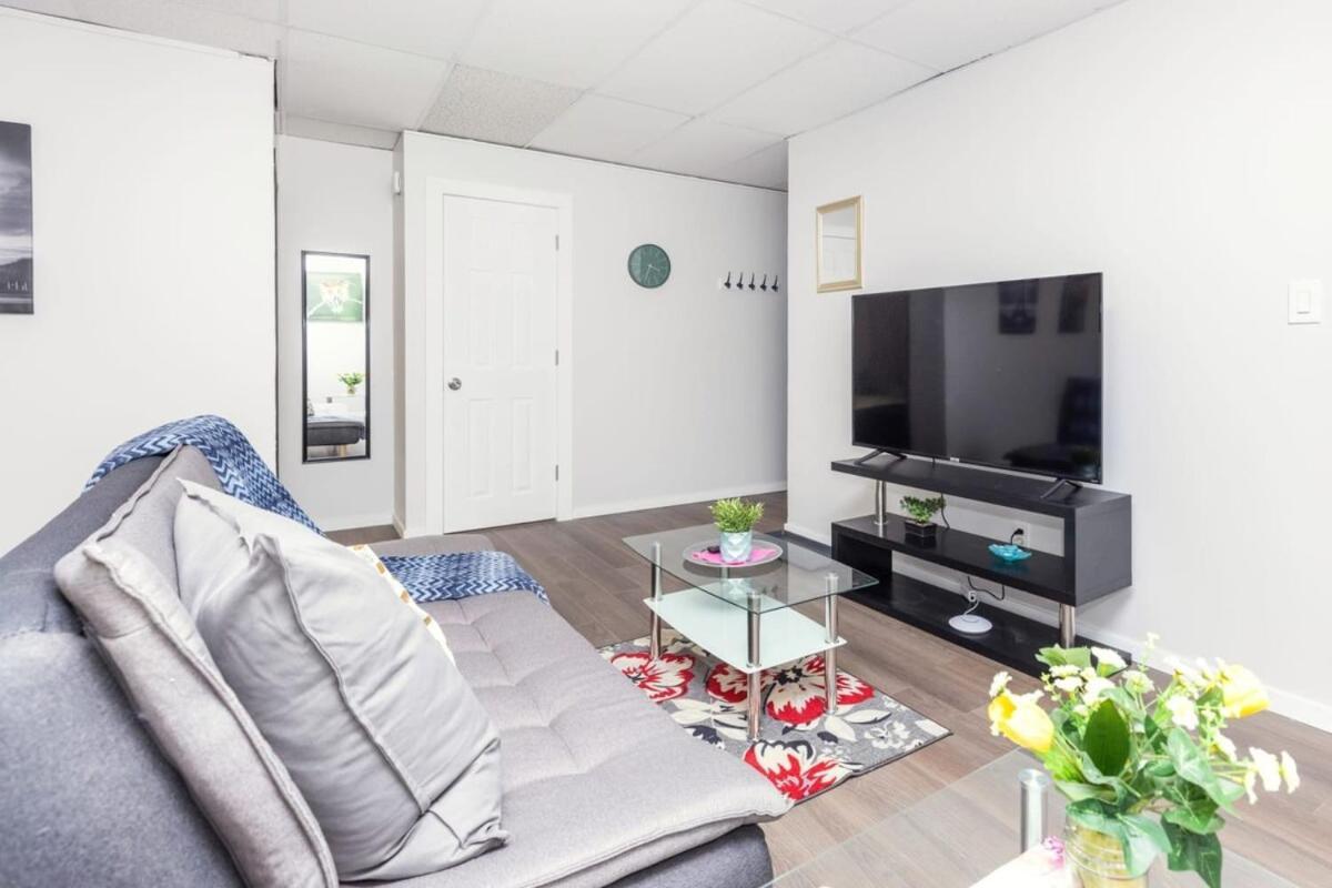 Modern 1Br Condo - Chinatown Near Little Italy Ottawa Bagian luar foto